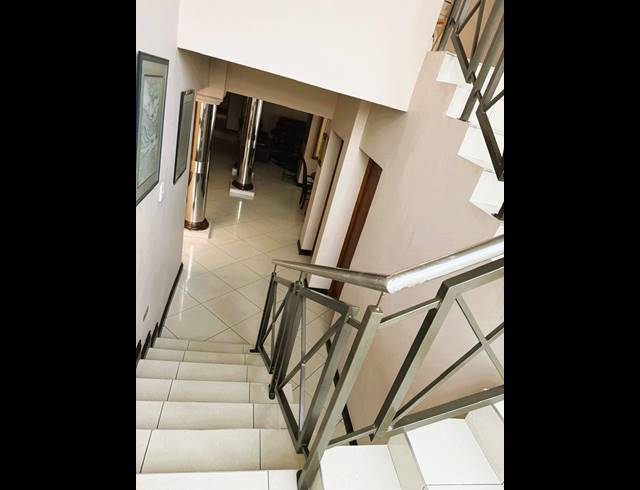 4 BEDROOM HOUSE FOR SALE IN VANDERBIJLPARK SE 8